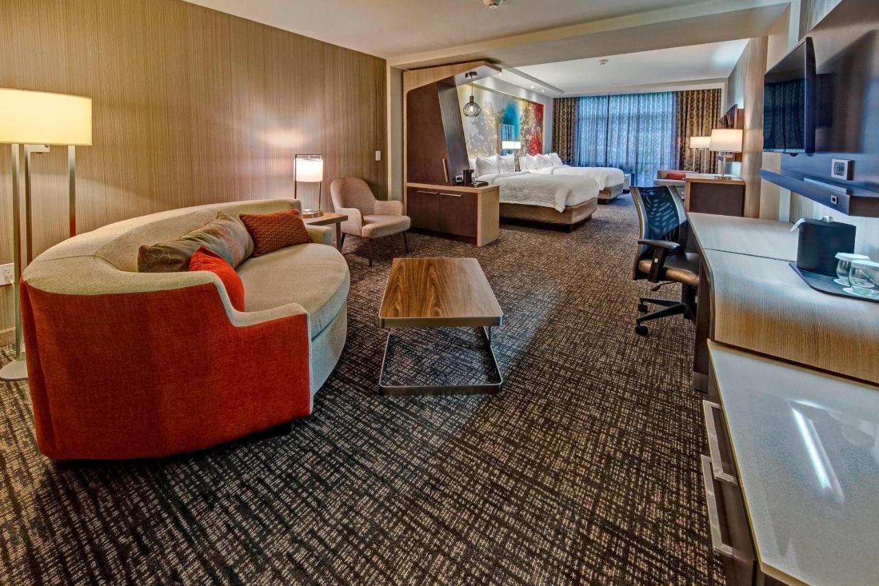 Готель Courtyard By Marriott Оксфорд Екстер'єр фото