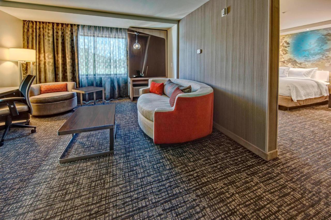 Готель Courtyard By Marriott Оксфорд Екстер'єр фото